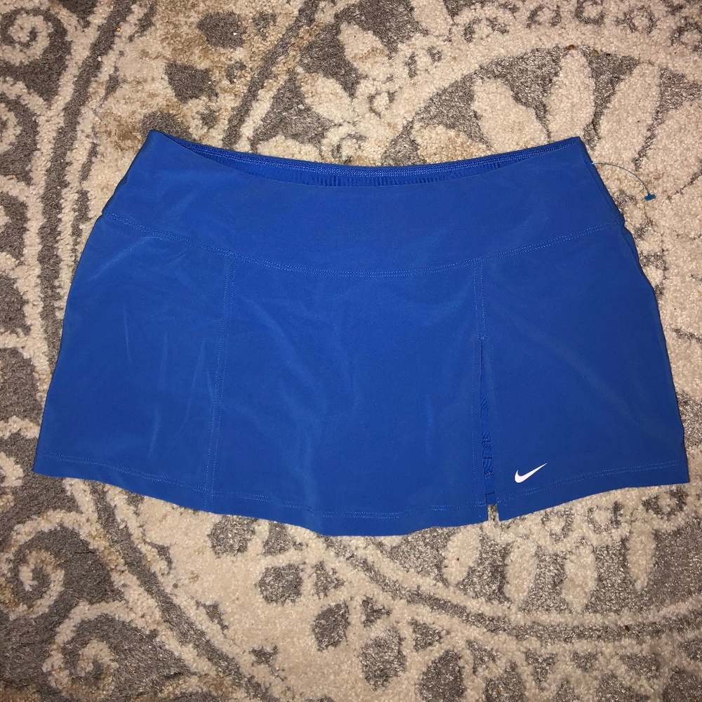 Womens Nike Tennis Skirt - Size L